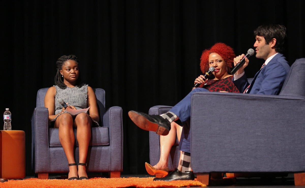 Journalist Nikole Hannah-Jones talks with Chicago high school students about the 1619 Project.